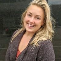 Emily Paulson, Mpa