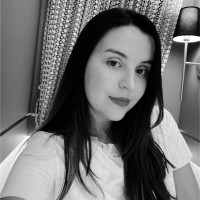 Alice Silveira Muniz de Souza Ferrari