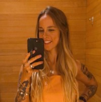 Rosa Carolina Souza De Oliveira