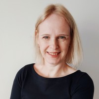 Dr Anna Vesele