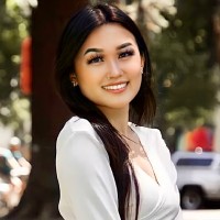 Laura Xiong