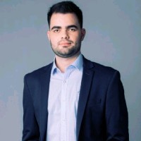 Vinicius Carvalho, Aai, Cea