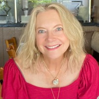 Lynn Vechell