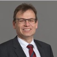 Dr. Hendrik Sebastian