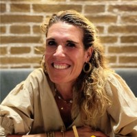Suzanne Blom