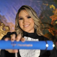 Carolinne Vanessa Cunha Siminéa