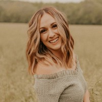 Courtney Luebbering (Hoecker)