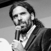 Nicolas Nazal Schuenemann