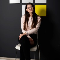 Irina Apostol