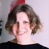 Dr. Stefanie Watzka