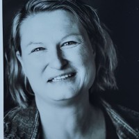 Manuela Bauer