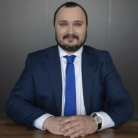 Łukasz S.