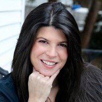 Stephanie Tyler