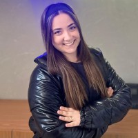 Joyce Emanuelle Ferrari Cominato