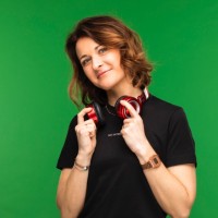Angela Hecker