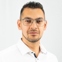 Catalin Izvernari