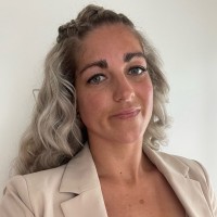 Simone De Bever - Van Sleuwen