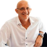 Robert Harris