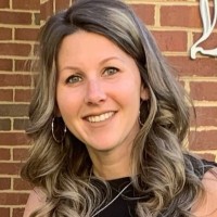 Ashley Oliveira, Cfp®