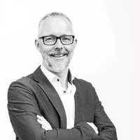 Jos van der Laan