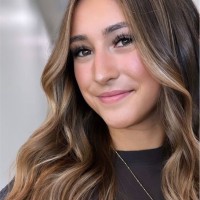 Lindsey Resa