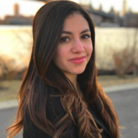 Crystal De La Paz