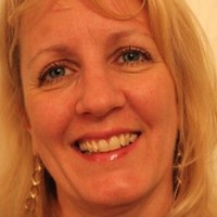 Annette Howard