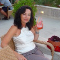 Helen Yiallouros