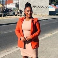 Palesa Mahautsana