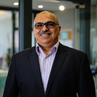 Arab HUSSEIN