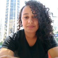 Simone Santiago Araujo