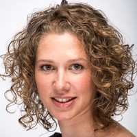 Renate Van Den Hengel