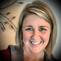 Stephanie Hooks
