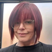 Caroline Smith (Hannah)
