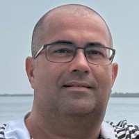 João R.