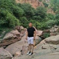 李隆隆