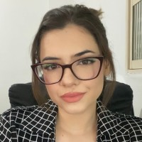 Yoná D.