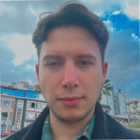 Kadem Özgenç