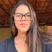 Beatriz Araujo
