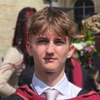 Dominik M.