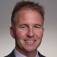 Simon Starr