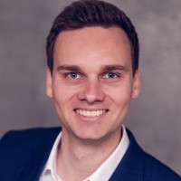 Lukas Rogmann, Cfa