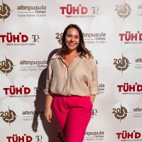 Öykü Deniz Çam Püge