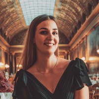 Mélanie Dion