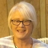 Ellen Lynch