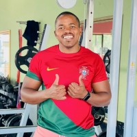 Loyiso Hlazo