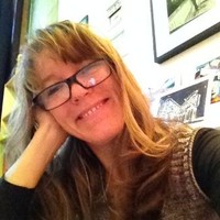 Deb T. Larsen