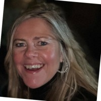 Sarah Holtom