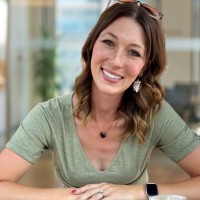 Erica Halmstad, Ms, Cae