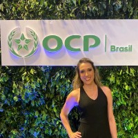 Camilla Peixoto e Silva Arruda